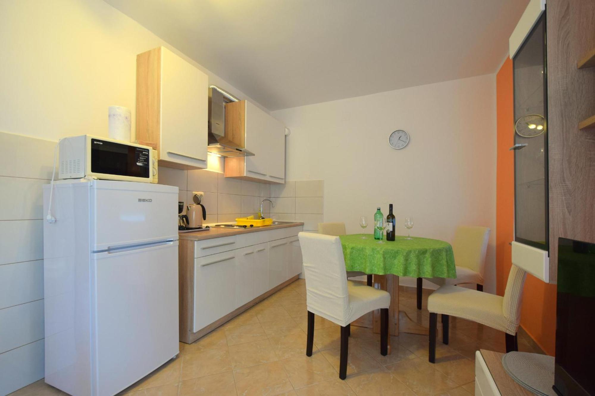Apartments Cindric Malinska Esterno foto